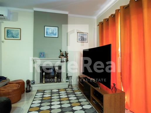 3+1 Bedroom House with swimming pool - 5 minutes from Faro