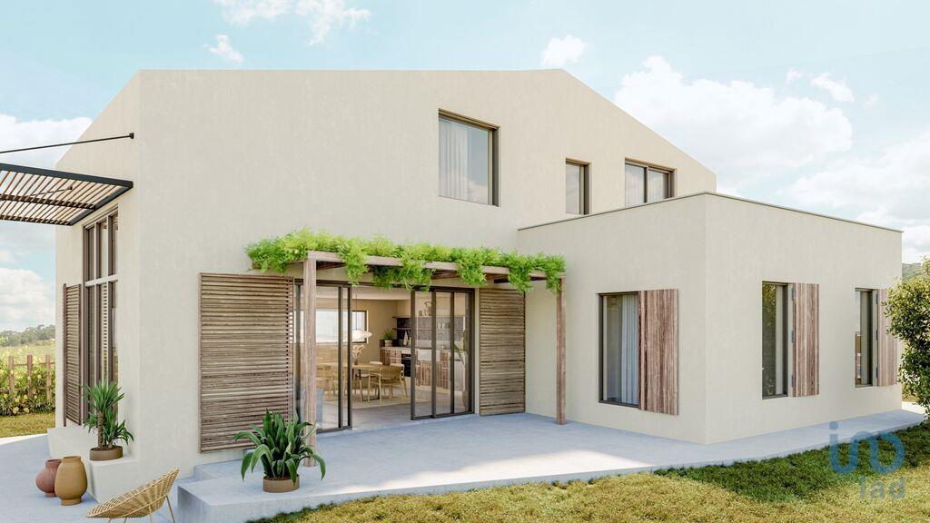 Home / Villa with 4 Rooms in Bensafrim e Barão de São João with 185,00 m²