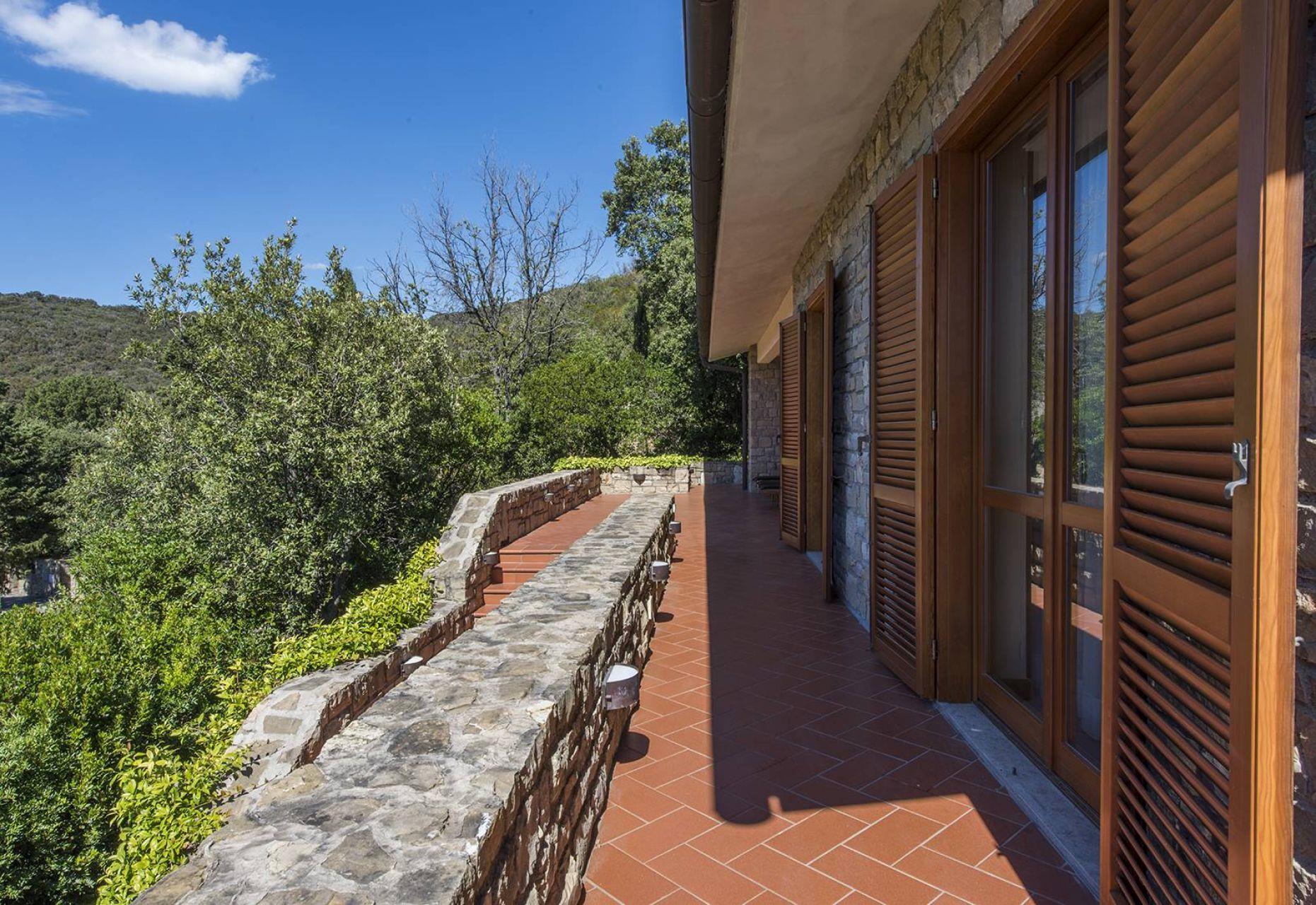 Purchase: House (58043)