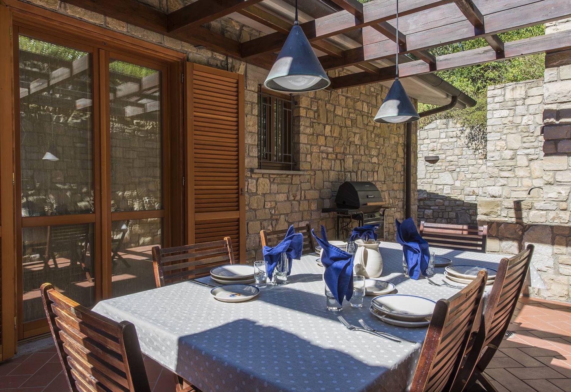 Purchase: House (58043)