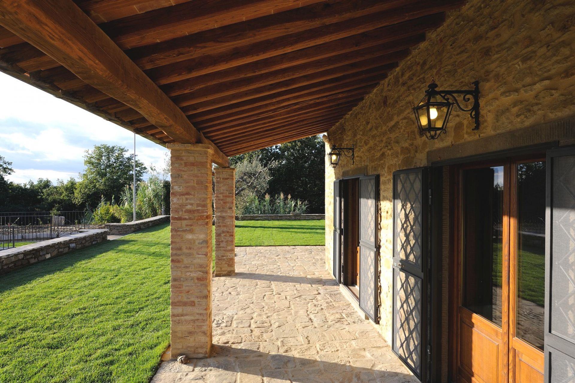 Purchase: House (06069)