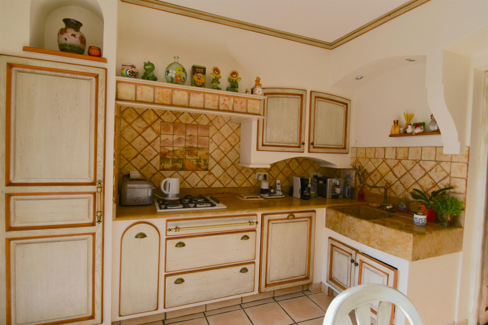 Compra: Vivenda (84200)