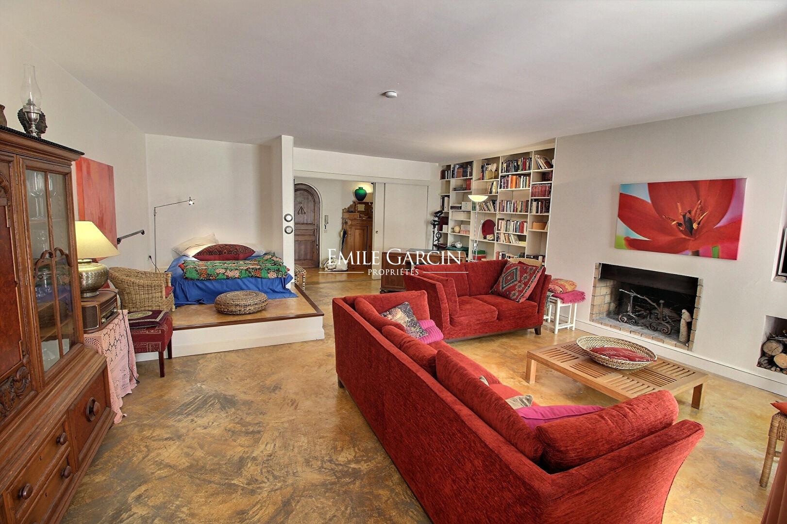 For sale - Apartment with garden - Aix-en-Provence - Historic centre