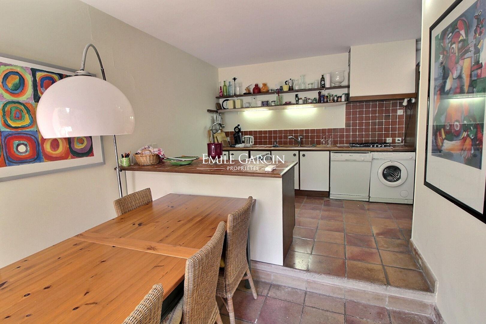 For sale - Apartment with garden - Aix-en-Provence - Historic centre