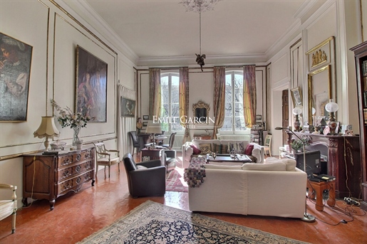 Exceptional apartment for sale in the Mazarin district of Aix-en-Provence
