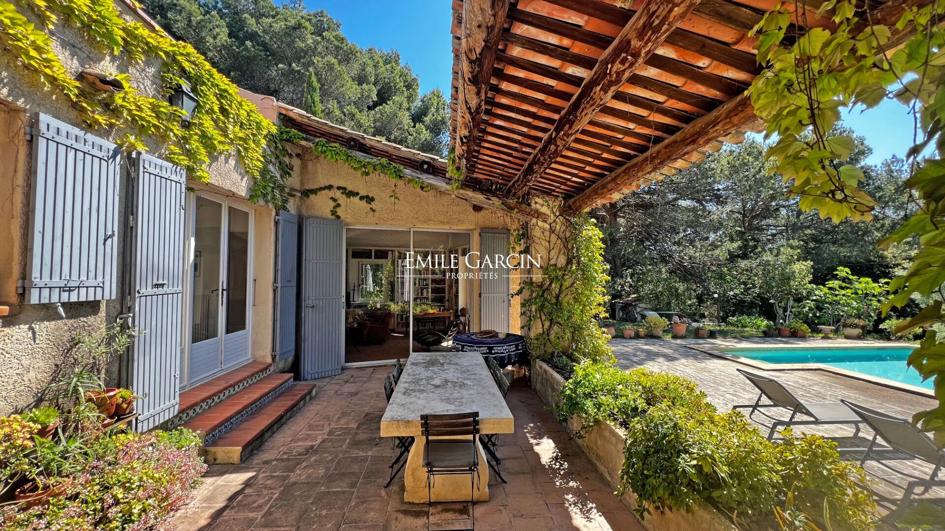 For sale - Lourmarin - House with stunning views