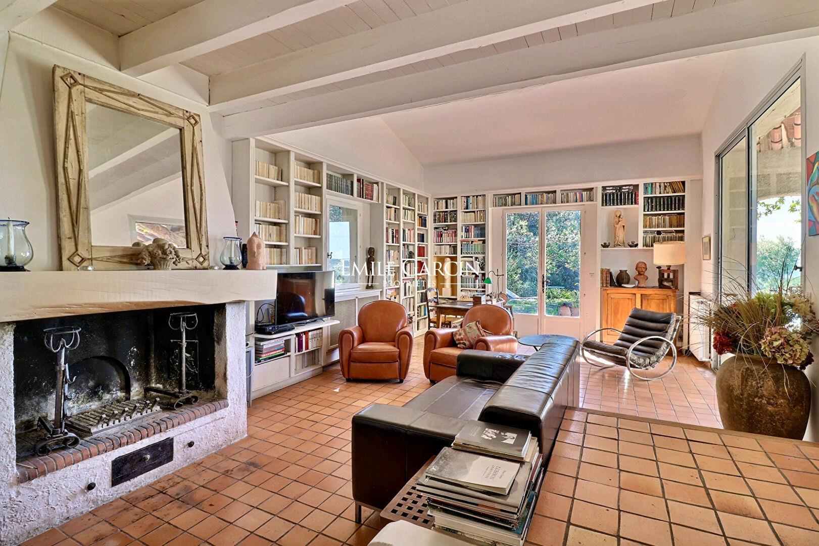 For sale - Lourmarin - House with stunning views
