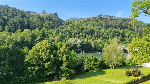 Charming 17th century property for sale in Haute Provence