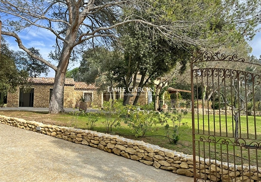 Country house for sale in the Pays d?Aix-en-Provence