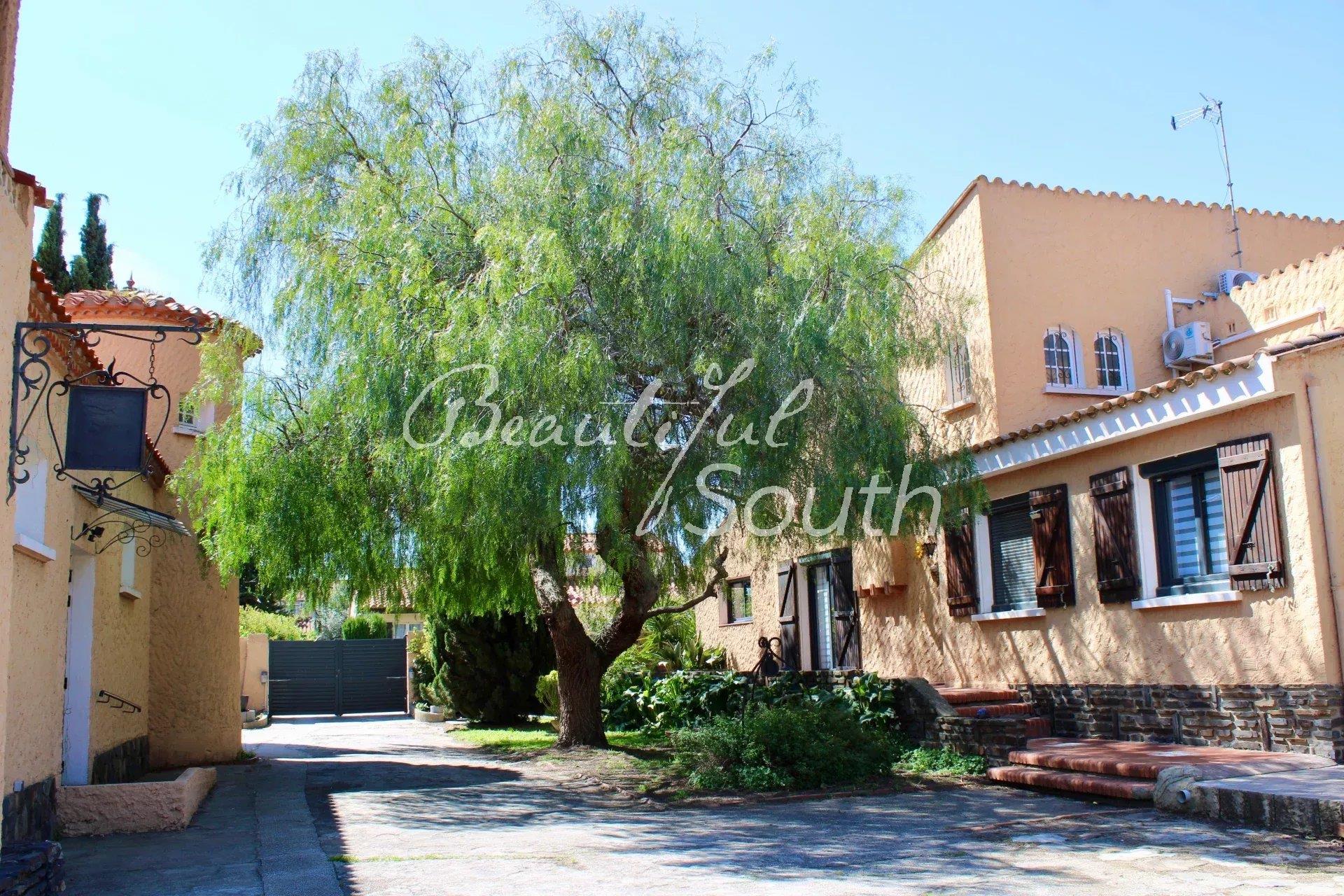 Property With 3 Gites, Reception Rooms, On Land With Swimming Pool Bompas