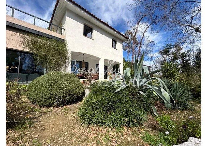 Compra: Vivenda (66500)
