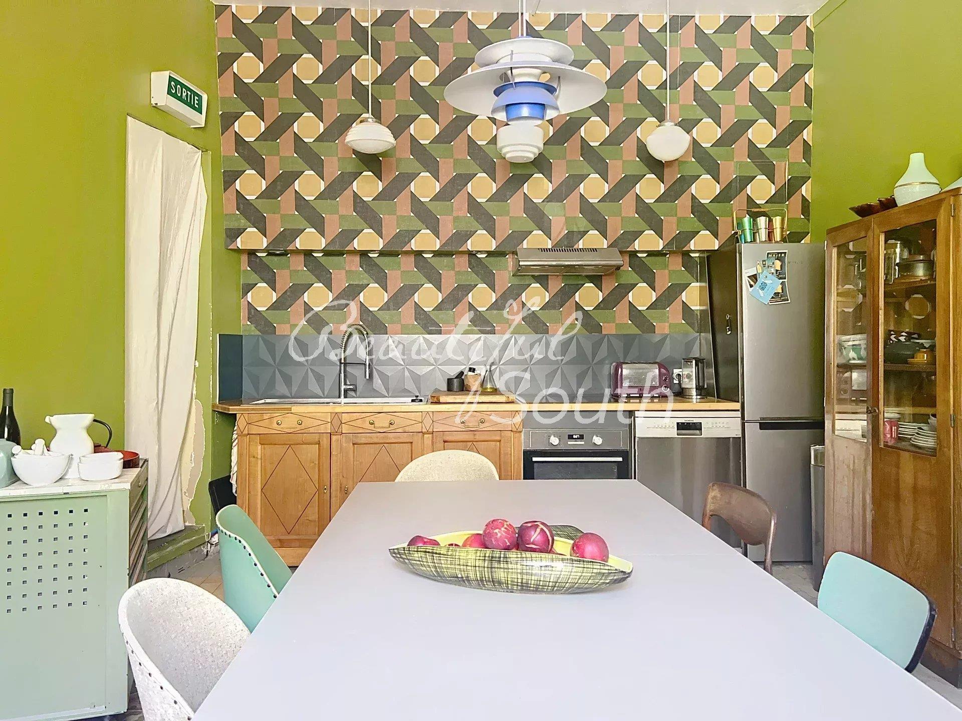 Character Village House, Torreilles