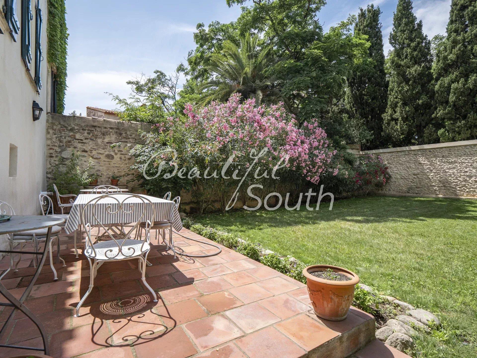 Elegant Maison De Maitre South Of Perpignan