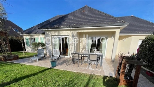Oloron - Beautiful recent villa on one level T5 with garage and garden -