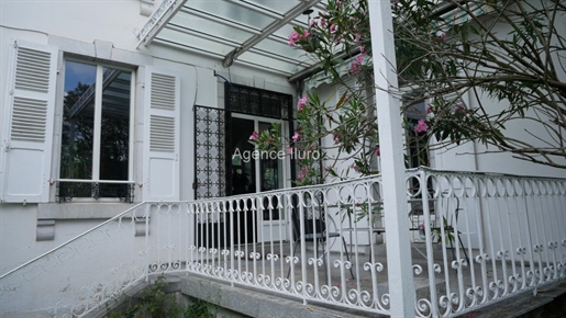 Sole Agent - Beautiful charming house of the 30s renovated -