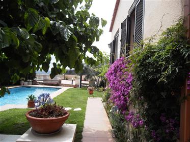 Residencial Begur, Haus mit privatem Garten und Pool