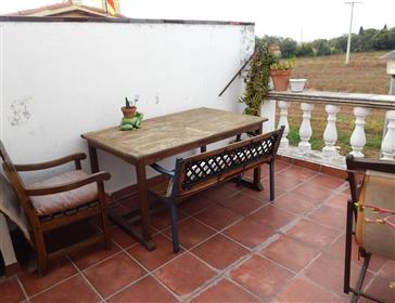 Palafrugell, Flat located in a quiet area and 5 minutes from the village center.