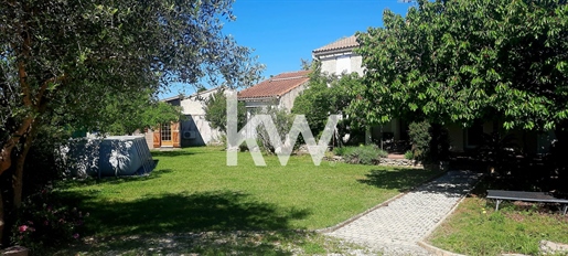Sale: Apartment T4 on the ground floor of a villa in Pertuis - Ideal Family