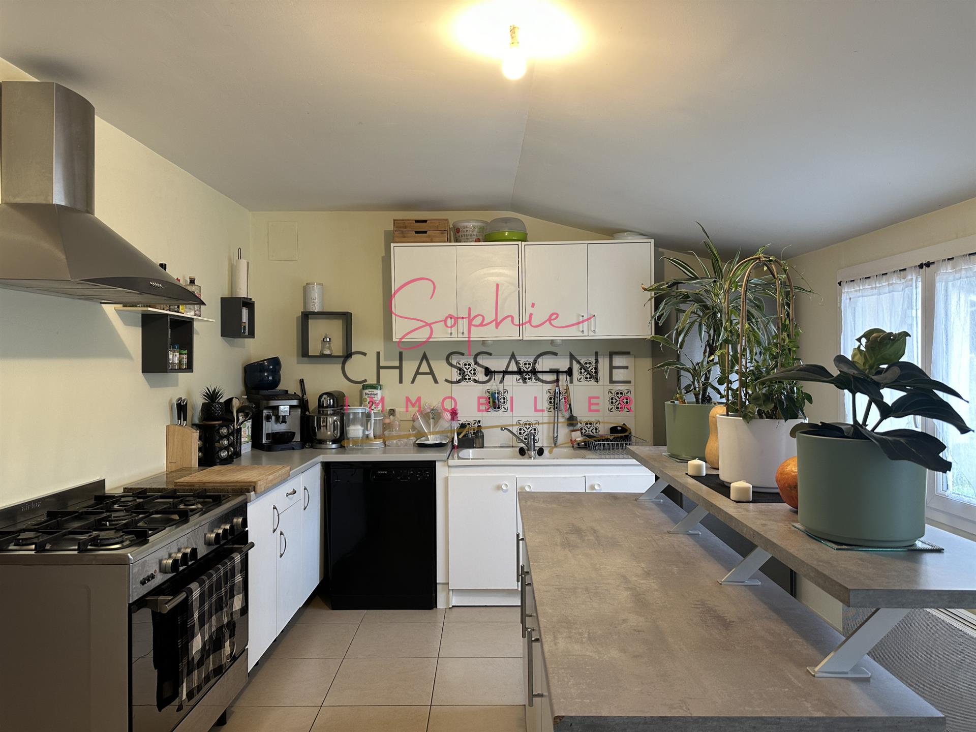 Single storey house in St Sulpice de Faleyrens