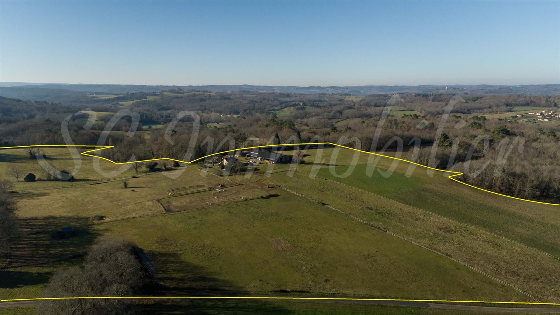 Equestrian property on more than 18 ha 20 minutes from Sarlat