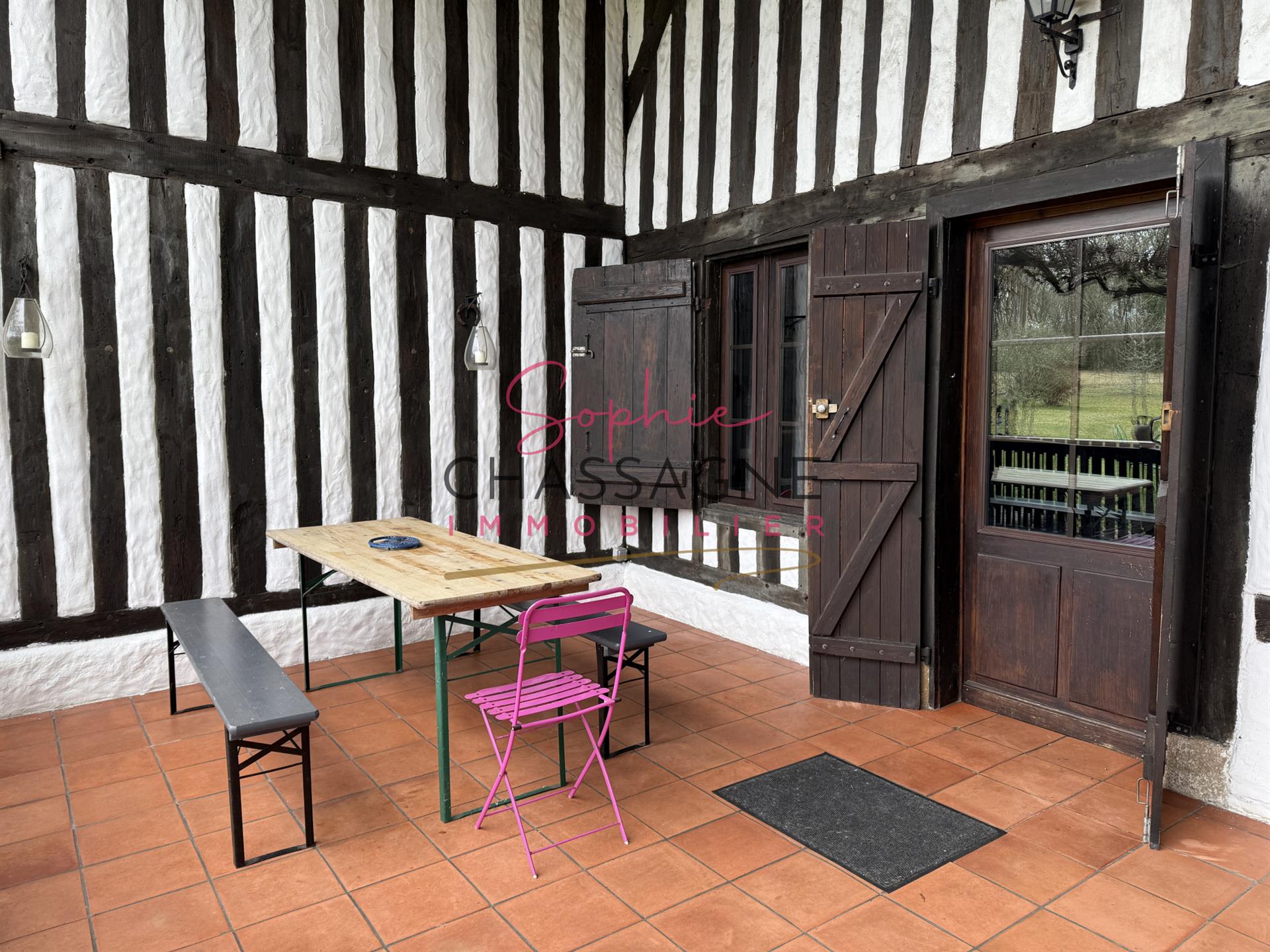 Entre Langon et Mont de Marsan, propriété équestre avec 2 logements sur plus de 7 hectares ...