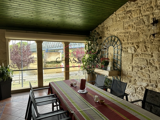 Stone house with garage and terrace in the heart of Branne