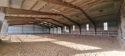 No House on site - Equestrian Centre in Operation