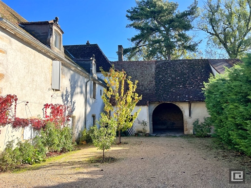 Former winegrower's property in the Côte Chalonnaise