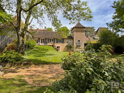 Charming old property & its dovecote
