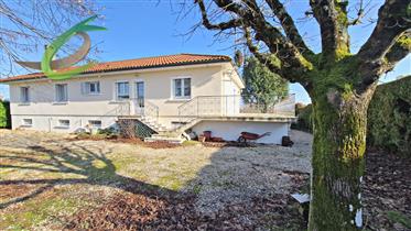 4 bedroom house - 13 minutes West Angouleme