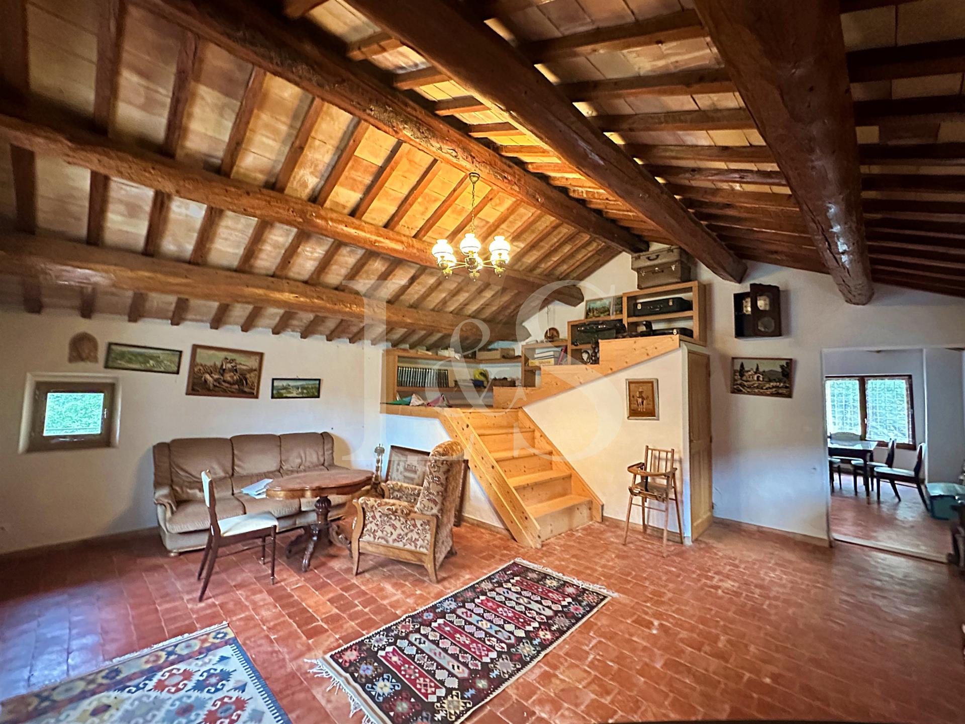 At the foot of Ventoux Malaucène House of 192 m2 on wooded land of 6020 m2