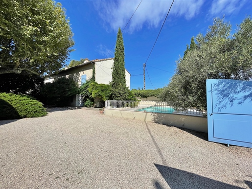 Affascinante casa colonica provenzale di 270m2 con piscina