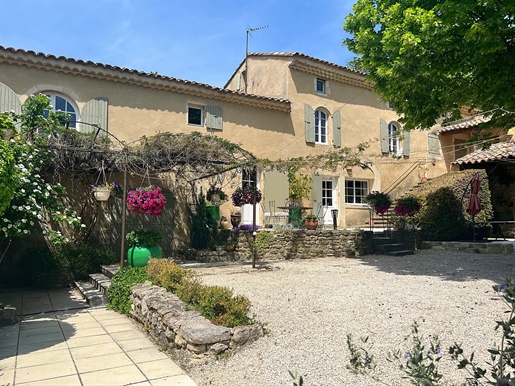 Provençal Mas on Leisure Land with gîtes and Cabin on 4.5 hectares