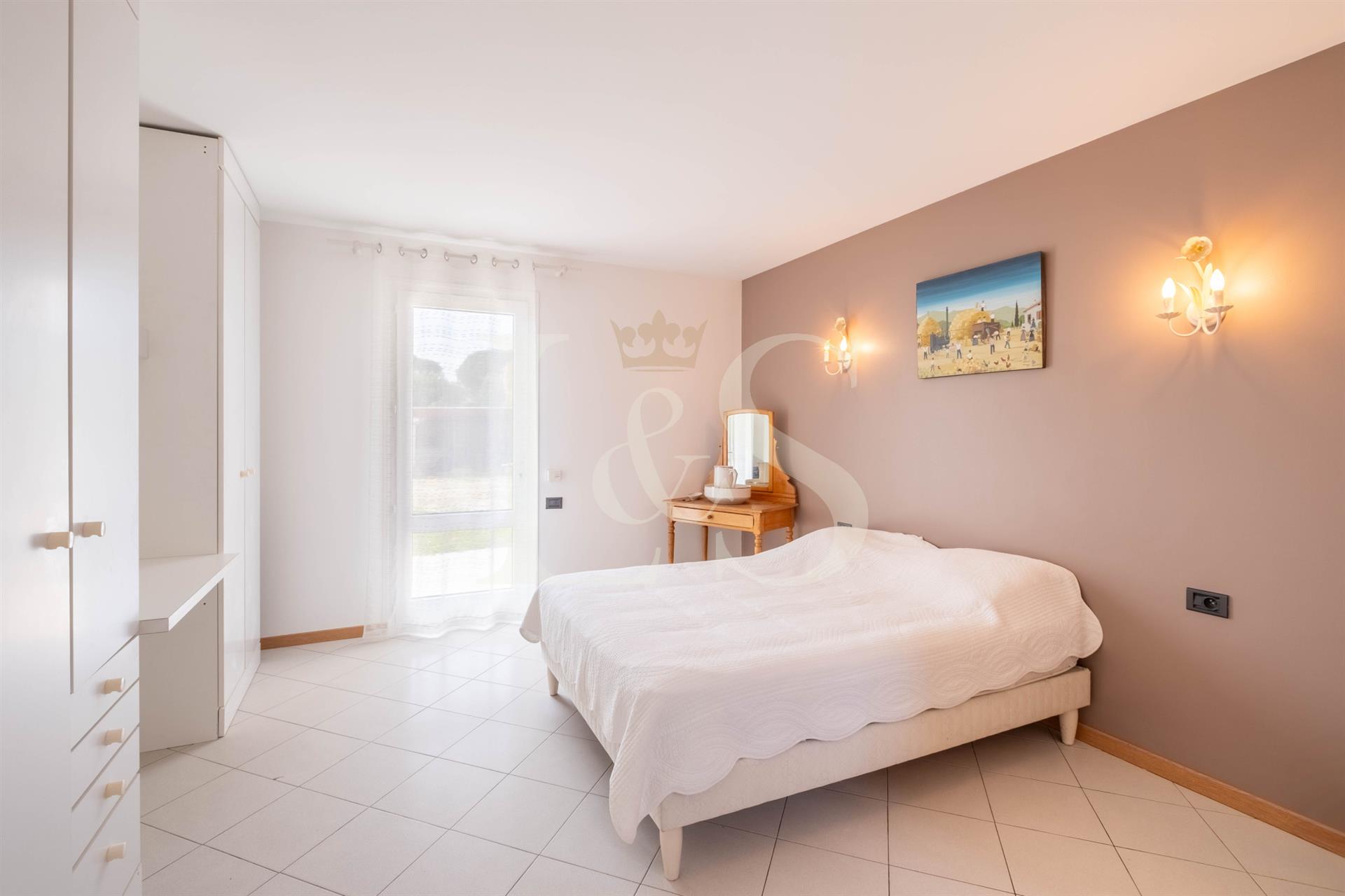 À vendre Superbe maison de 320 m2 habitables avec piscine au cœur de Vaison-la-Romaine
