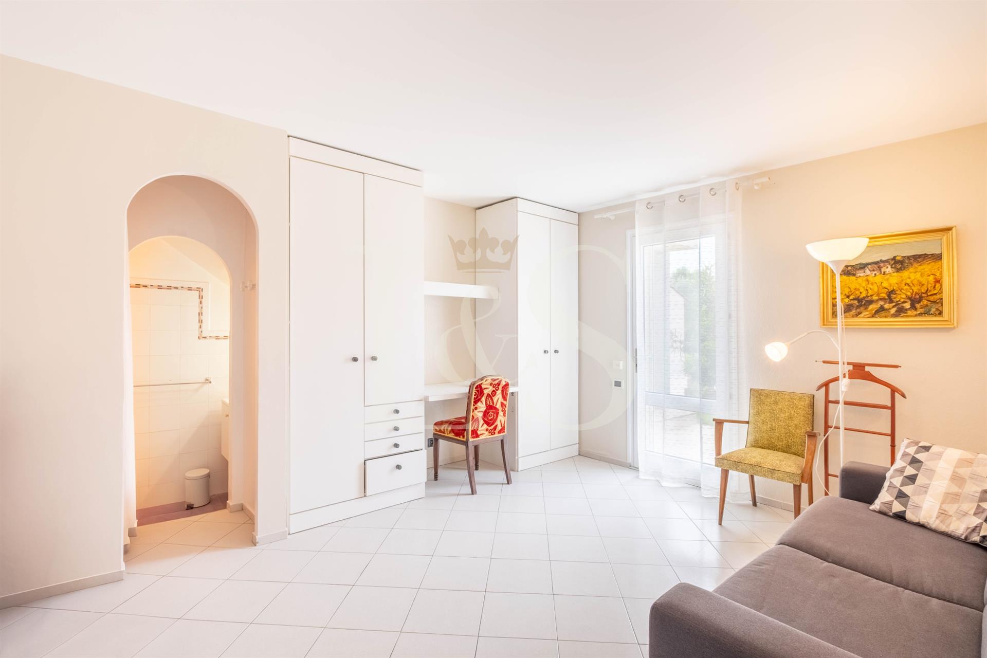 À vendre Superbe maison de 320 m2 habitables avec piscine au cœur de Vaison-la-Romaine