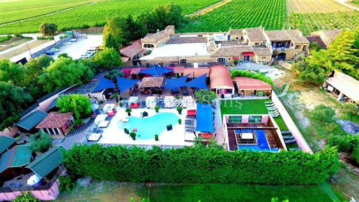 Event Complex in Drôme Provençale 3000m2 with Discotheque, Restaurant, Swimming Pool, Jacuzzi, Gît