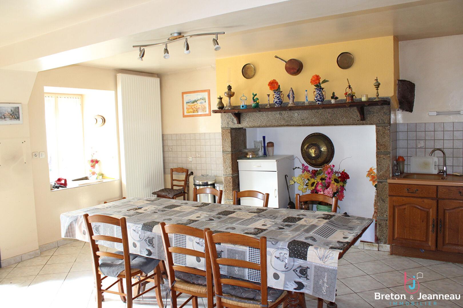 Maison à vendre, 90m², Ernée