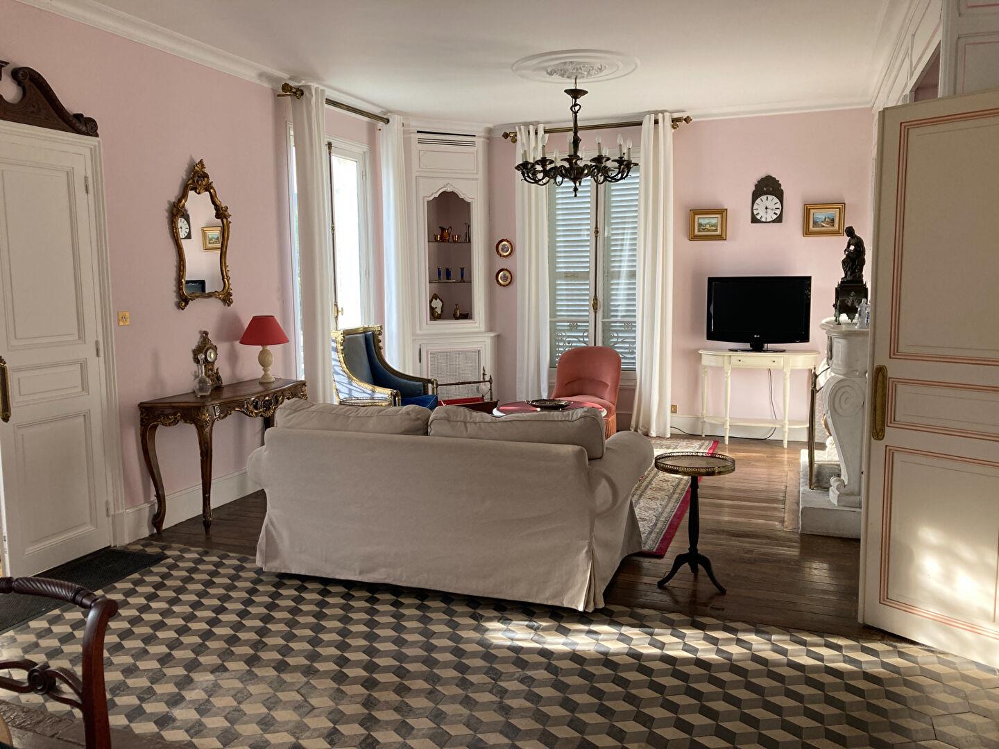 Residence in Pré en Pail