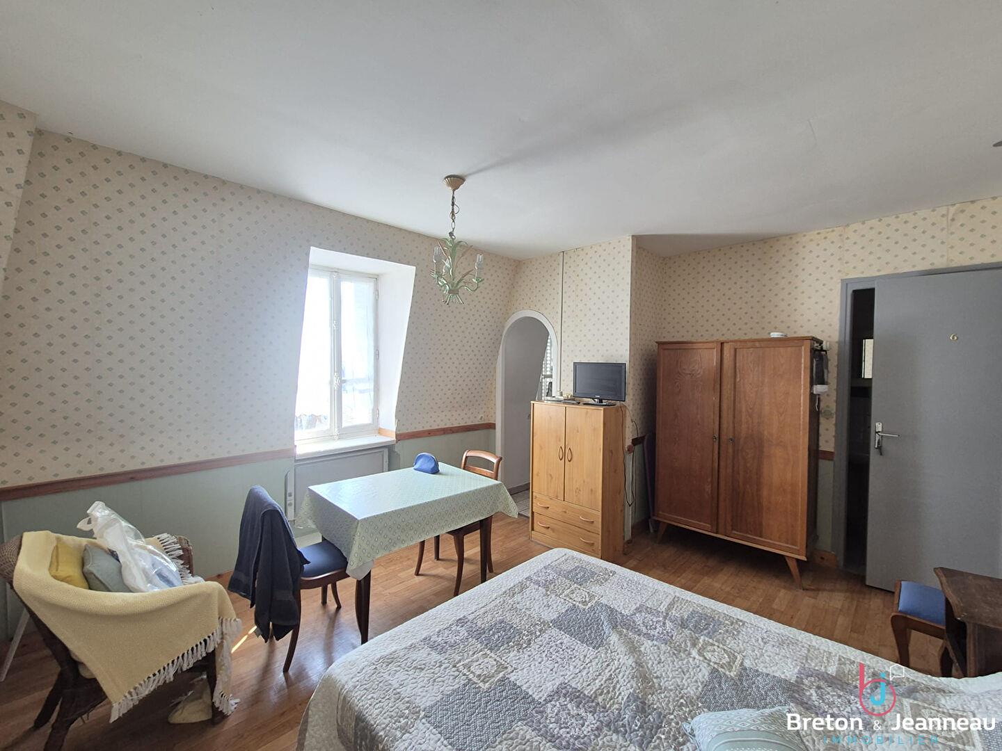 Building with 12 apartments in Bagnoles de l'Orne