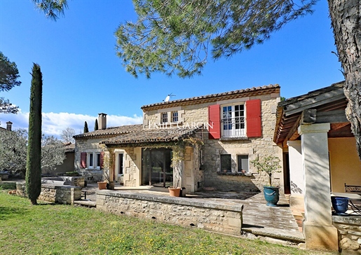 Steinhaus zum Verkauf in Saint Remy De Provence