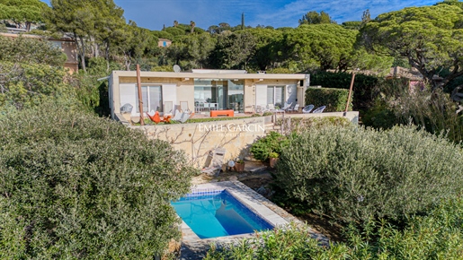 Contemporary villa with sea view for sale in Ramatuelle - walking distance from the beachfront