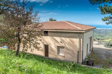 Verkocht Villa in Sicilië-Collesano