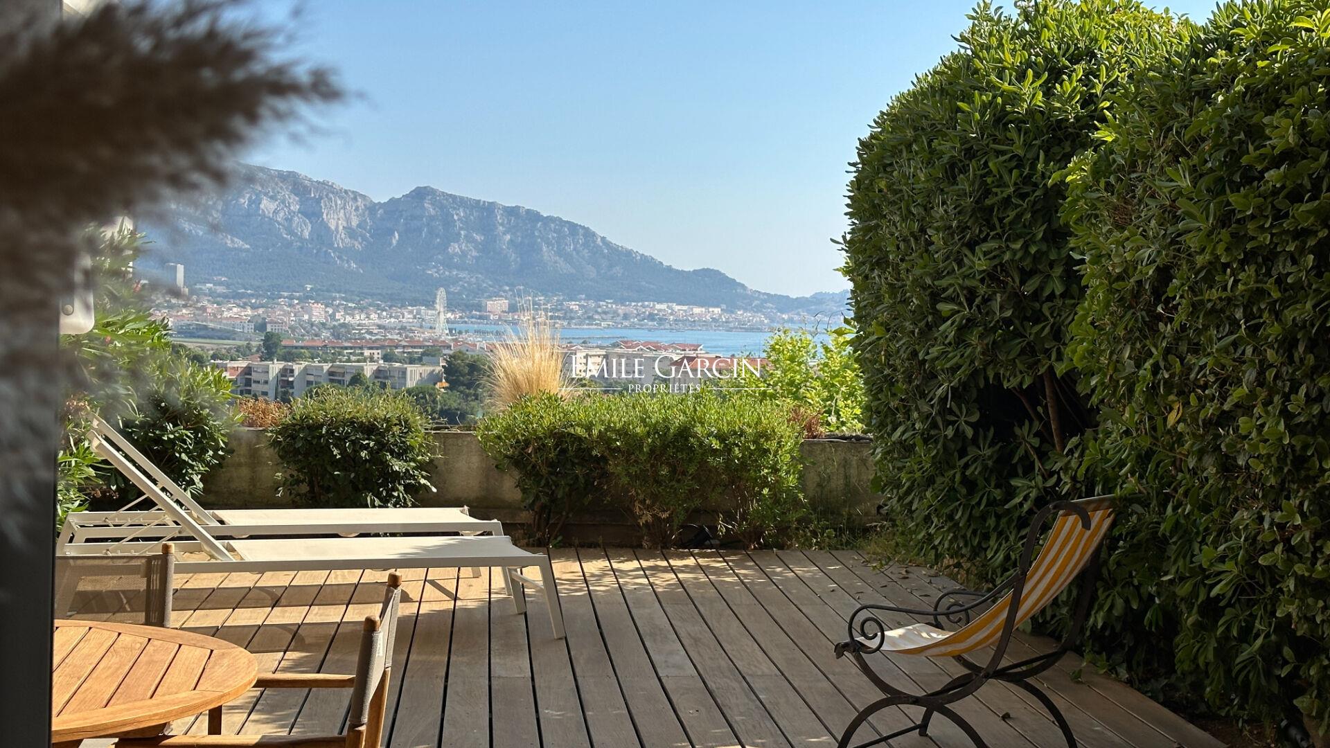 For sale - Apartment - Marseille (13008) - Thalassa - Sea view - Garden