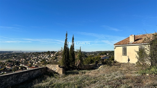 Renovation project for sale with exceptional views of the Massif de l'Etoile