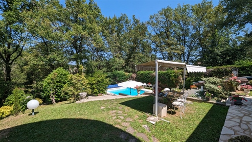Ussac - On the edge Ussac Brive on the heights house of the 80s with 4 bedrooms and swimming pool