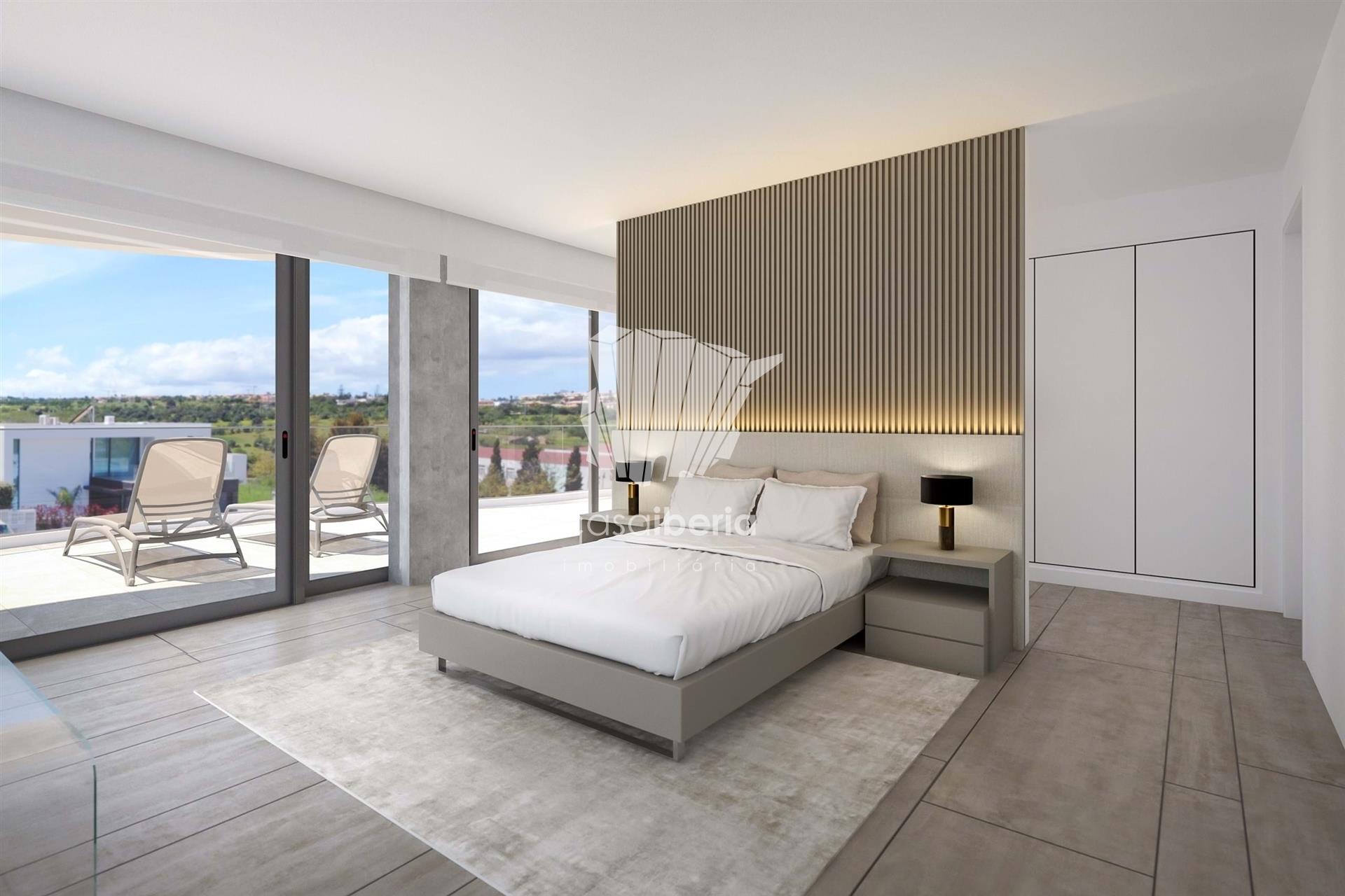 T3+1 - Villa - Porto de Mós - Lagos