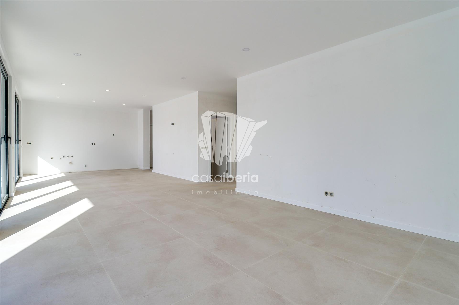 3+1 - Villa - Estombar - Lagoa