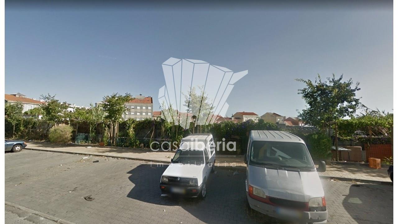 Osto: Tontti (1300)