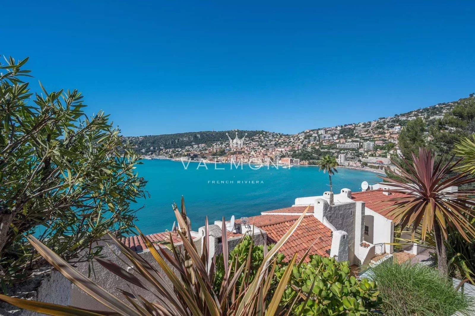 Charming Seafront House With Panoramic Sea Views
