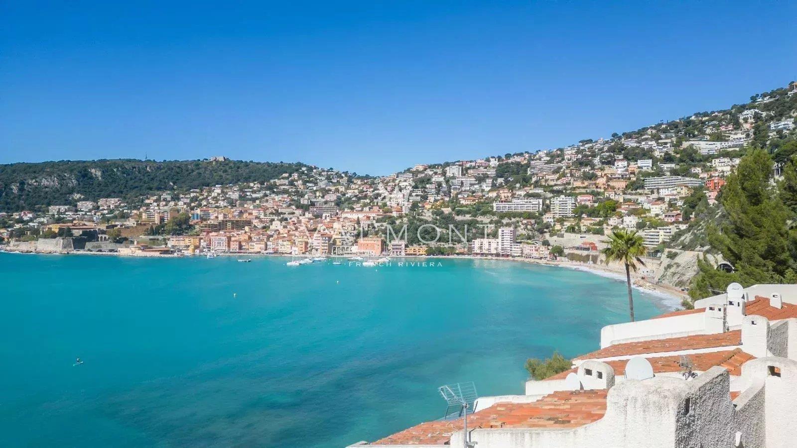 Charming Seafront House With Panoramic Sea Views